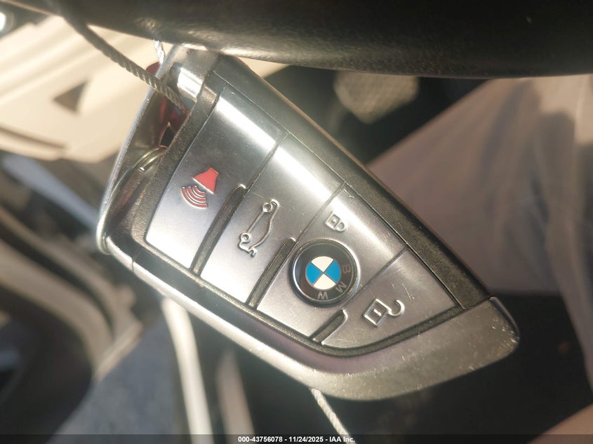 2017 BMW X5 xDrive35I VIN: 5UXKR0C5XH0V65940 Lot: 43756078