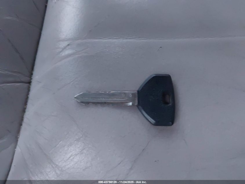 1993 Chrysler Town & Country VIN: 1C4GH54R1PX696513 Lot: 43756126