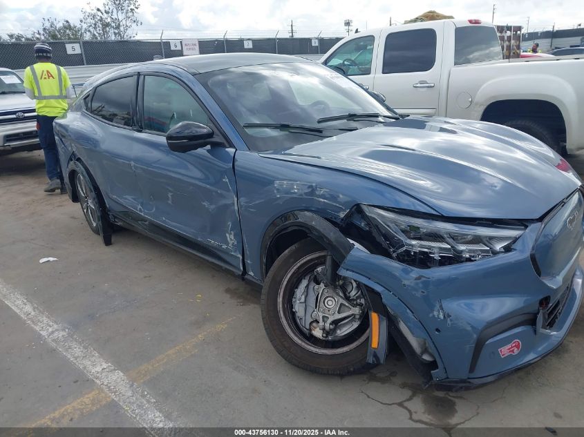 FORD MUSTANG MACH-E PREMIUM