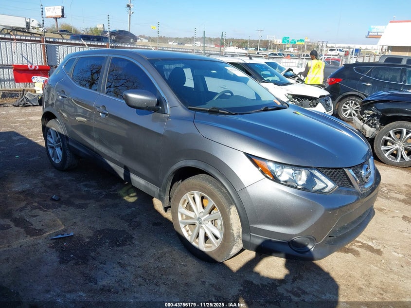 NISSAN ROGUE SPORT S