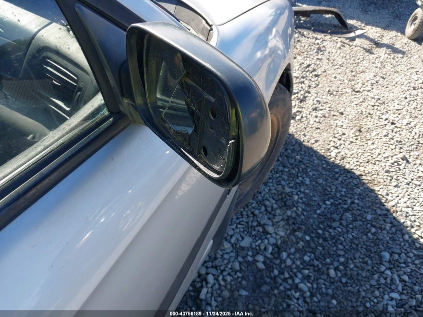 2002 Subaru Legacy L VIN: 4S3BE635727203997 Lot: 43756189