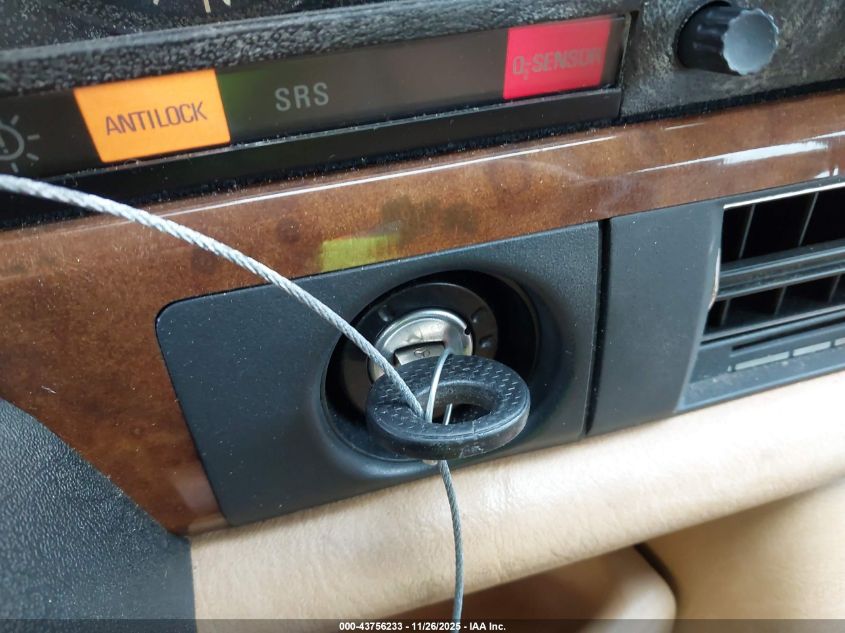 1987 Mercedes-Benz 560 Sel VIN: WDBCA39D0HA324846 Lot: 43756233