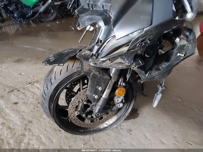2025 Yamaha Yzfr7 VIN: JYARM38Y1SA003280 Lot: 43756317