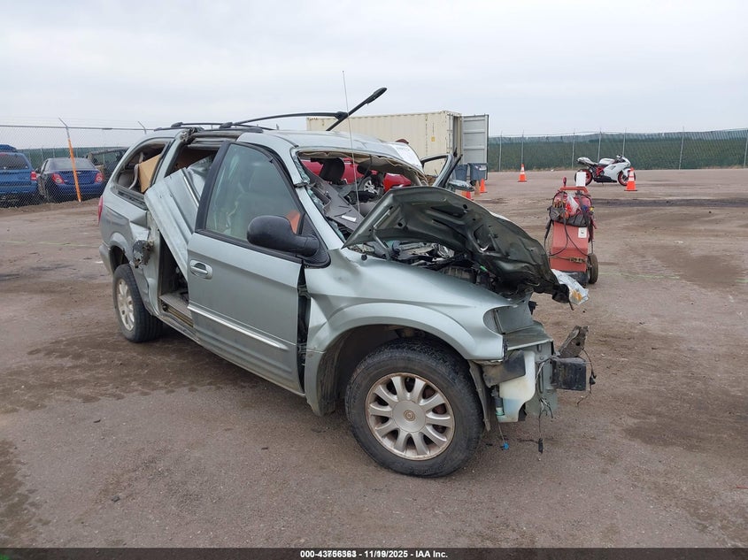 2003 Chrysler Town & Country Lxi