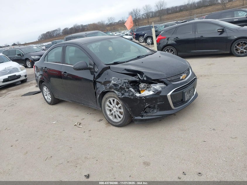 CHEVROLET SONIC FWD LT