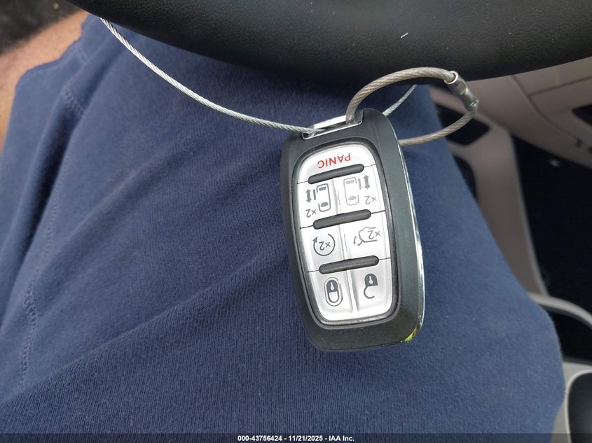 2024 Chrysler Pacifica Touring L VIN: 2C4RC1BG8RR139715 Lot: 43756424