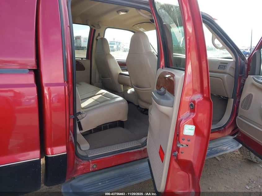 2001 Ford F-350 Lariat/Xl/Xlt VIN: 1FTSW31FX1EA15489 Lot: 43756463