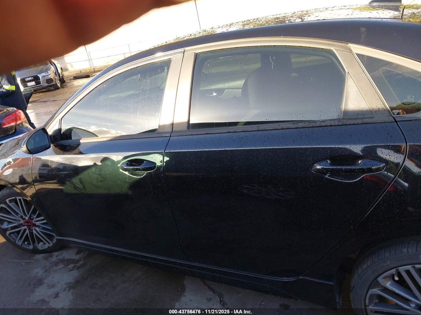 2021 Kia Forte Gt VIN: 3KPF44AC8ME321859 Lot: 43756476