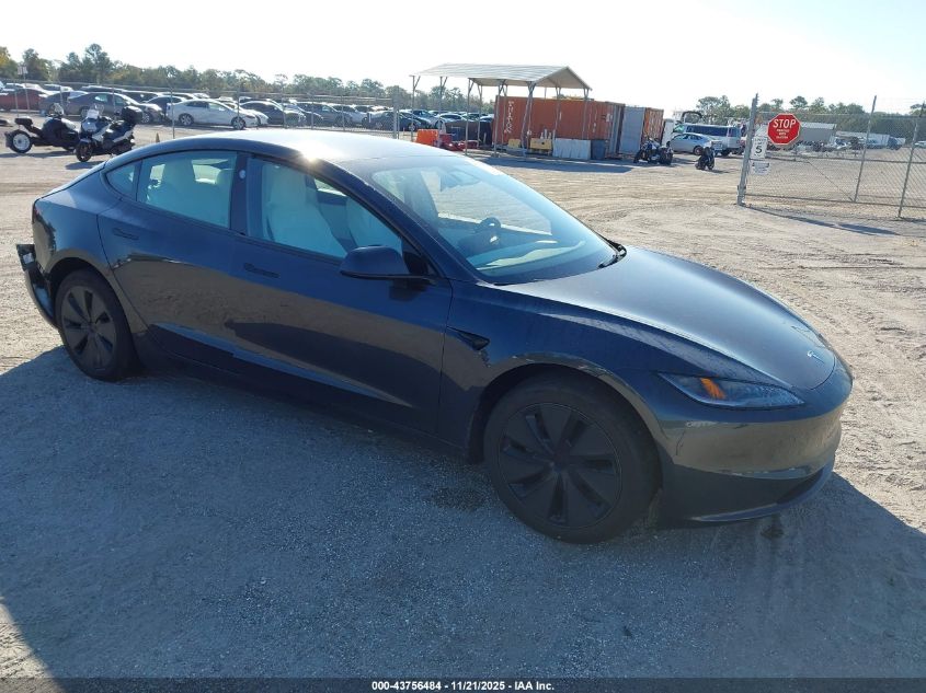 TESLA MODEL 3 LONG RANGE REAR-WHEEL DRIVE/STANDARD