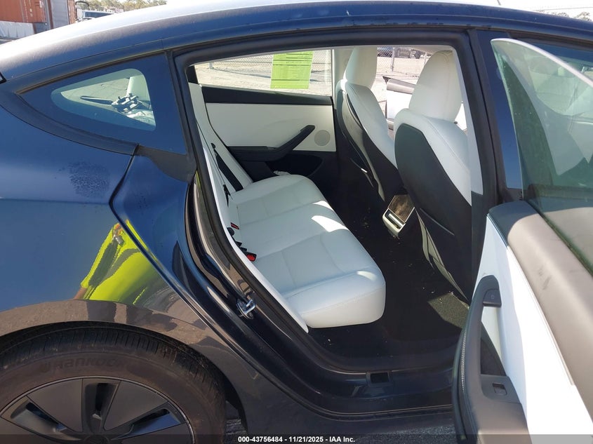 2025 Tesla Model 3 Long Range Rear-Wheel Drive/Standard VIN: 5YJ3E1EA4SF047252 Lot: 43756484