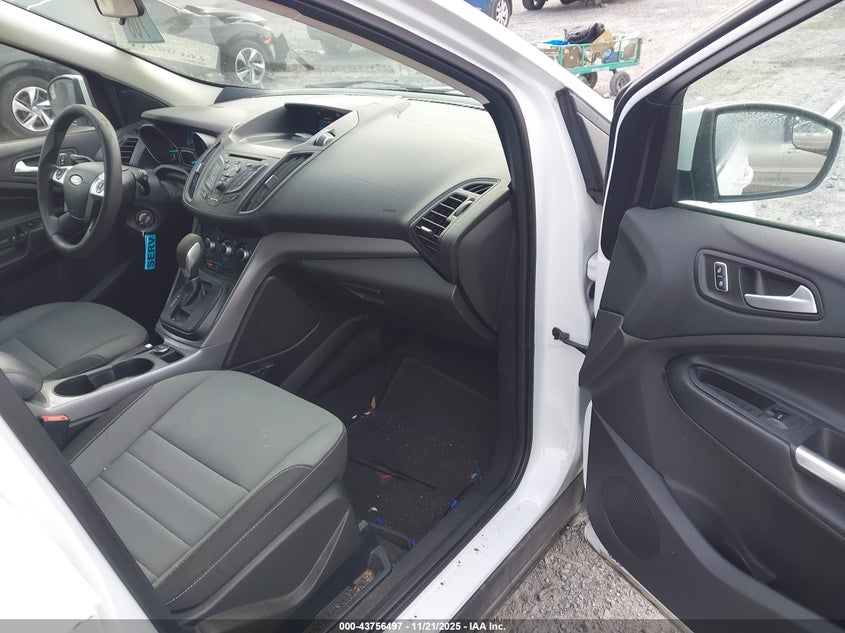 1FMCU0GXXGUC50106 2016 FORD ESCAPE photo no. 5