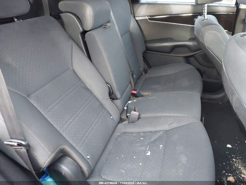 2020 Kia Sorento 2.4L Lx VIN: 5XYPGDA33LG667055 Lot: 43756546