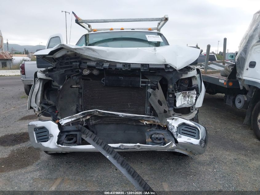 2011 Ford F-350 Chassis Xl VIN: 1FDRF3E61BEB16085 Lot: 43756555