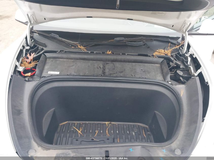 2022 Tesla Model Y Long Range Dual Motor All-Wheel Drive VIN: 7SAYGDEE0NF356762 Lot: 43756578