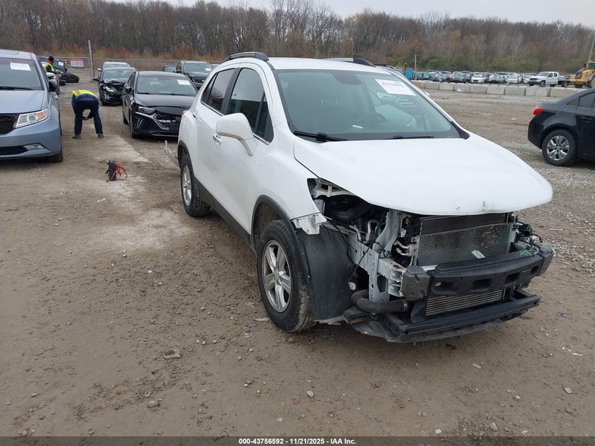 CHEVROLET TRAX AWD LT