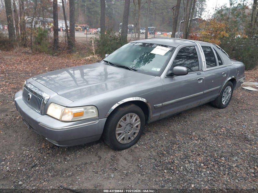 2MEFM74V76X611262 2006 MERCURY GRAND MARQUIS photo no. 2
