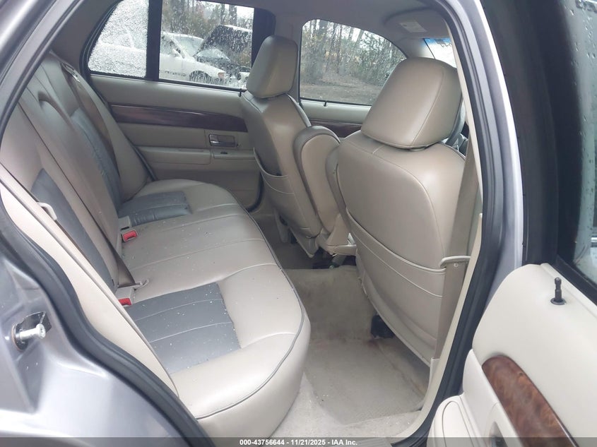 2006 Mercury Grand Marquis Gs VIN: 2MEFM74V76X611262 Lot: 43756644