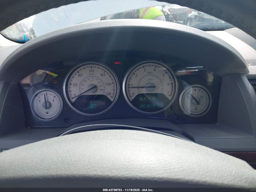 2010 Chrysler Town & Country Touring VIN: 2A4RR5D14AR133746 Lot: 43756703