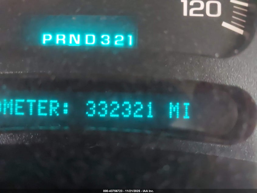 2005 Chevrolet Tahoe Ls VIN: 1GNEK13T65R251949 Lot: 43756723