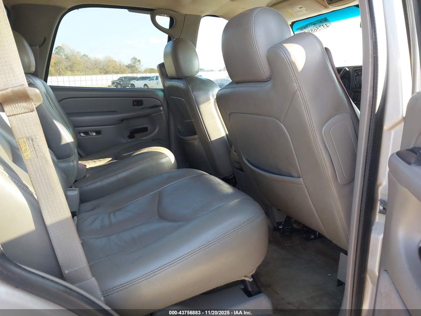 2005 Chevrolet Tahoe Lt VIN: 1GNEC13T95R143970 Lot: 43756883