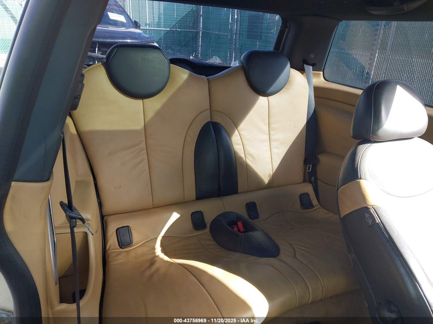 2005 Mini Cooper S VIN: WMWRE334X5TD91155 Lot: 43756969