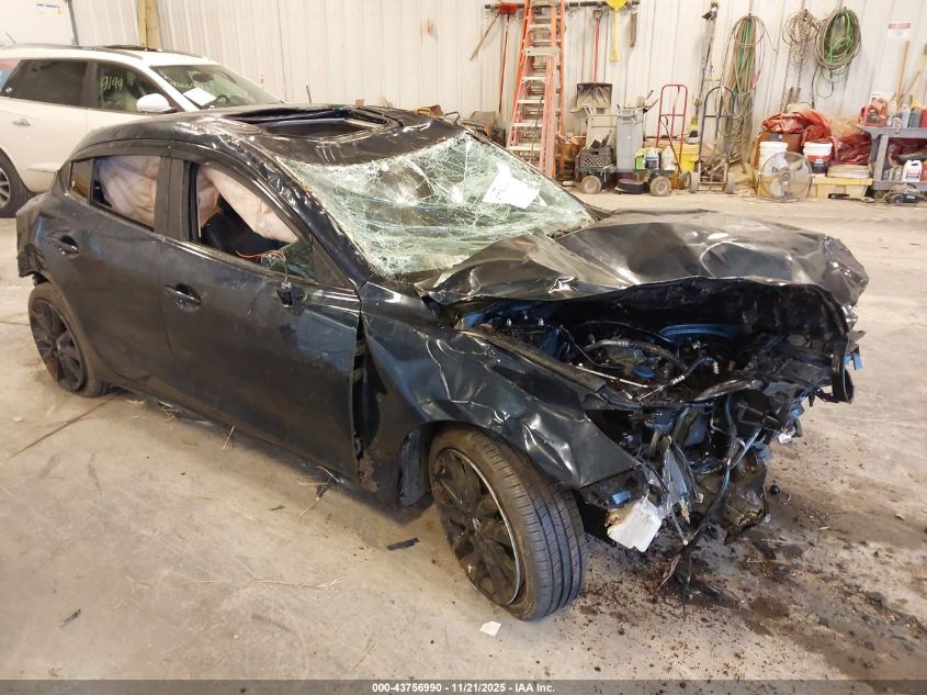 MAZDA 3 GRAND TOURING