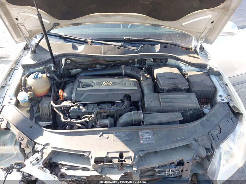 2009 Volkswagen Passat Komfort VIN: WVWJK73C39P041501 Lot: 43757007