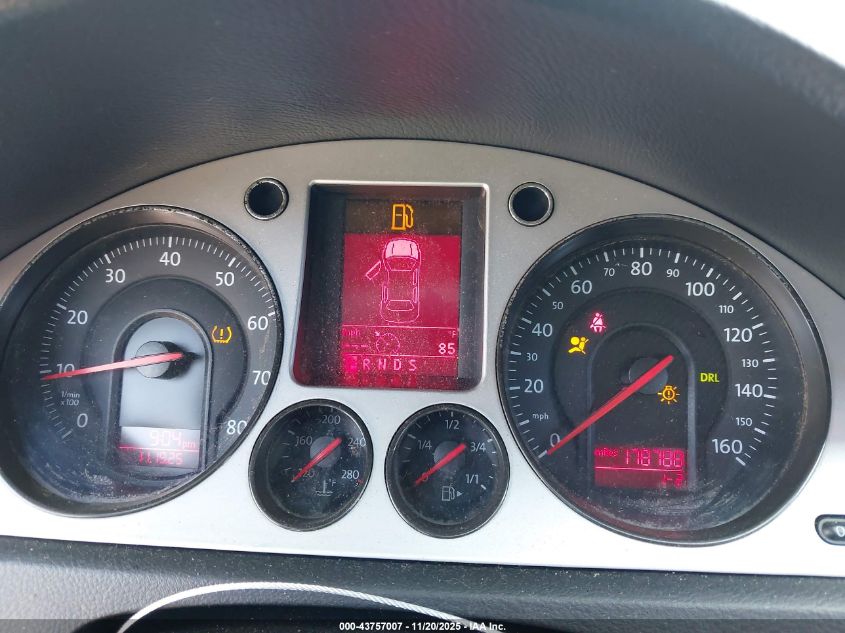 2009 Volkswagen Passat Komfort VIN: WVWJK73C39P041501 Lot: 43757007