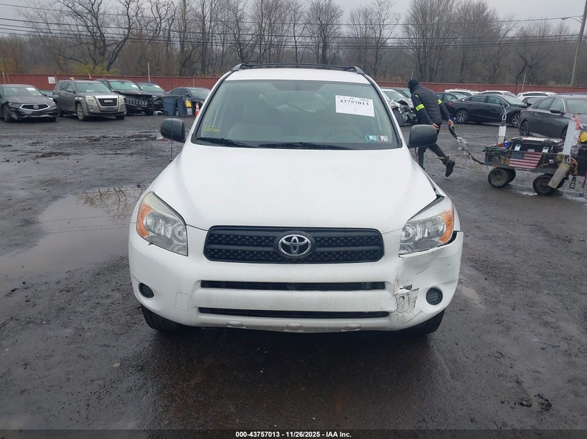 2008 Toyota Rav4 VIN: JTMBD35V285194595 Lot: 43757013