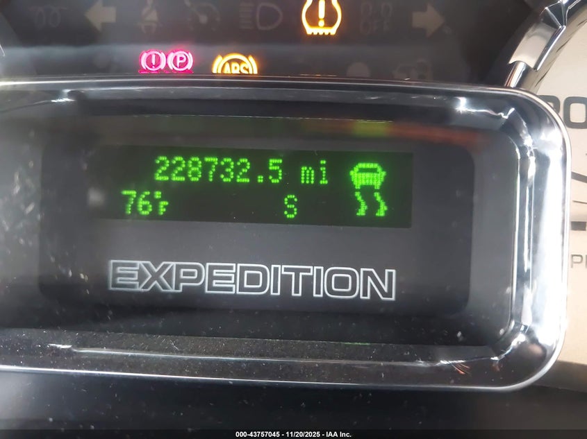 2008 Ford Expedition Xlt VIN: 1FMFU155X8LA79143 Lot: 43757045