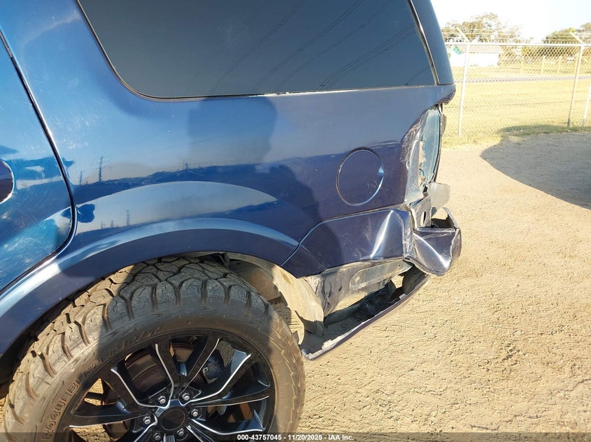 2008 Ford Expedition Xlt VIN: 1FMFU155X8LA79143 Lot: 43757045