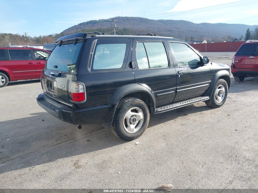 JNRAR05Y3XW047670 1999 INFINITI QX4 photo no. 4