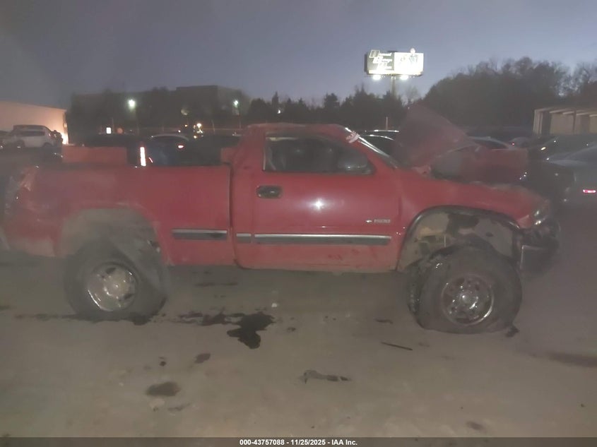 2000 Chevrolet Silverado 1500 Ls VIN: 1GCEK14T5YZ250285 Lot: 43757088