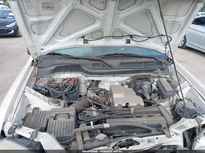 2000 Honda Cr-V Lx VIN: JHLRD184XYC010735 Lot: 43757102