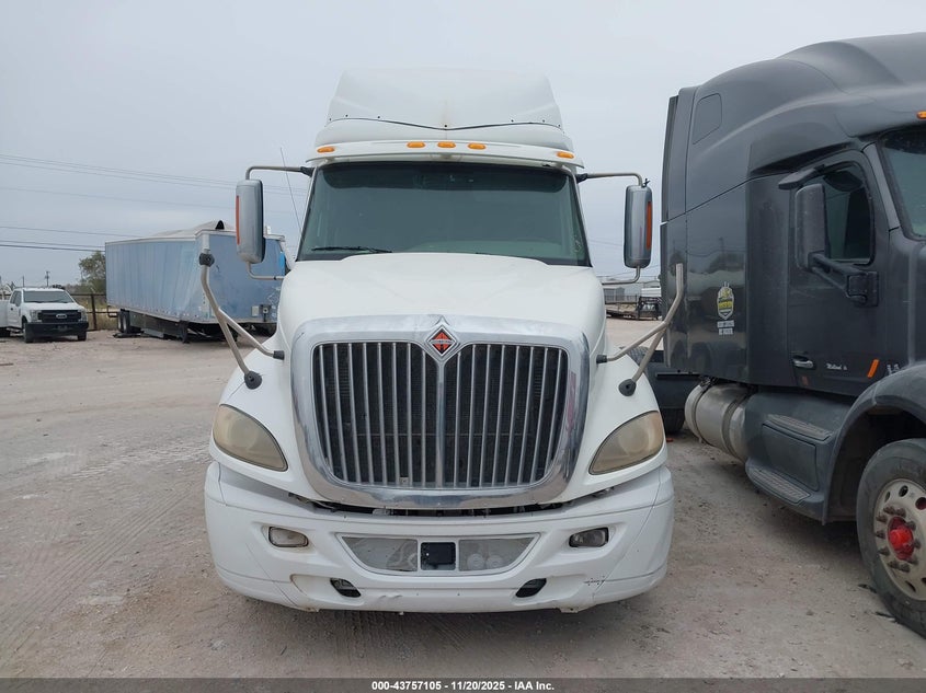 2017 International Prostar+ VIN: 3HSDJAPR5HN693568 Lot: 43757105