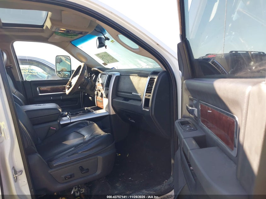 2011 Ram Ram 3500 Laramie VIN: 3D73Y3CL8BG638403 Lot: 43757141