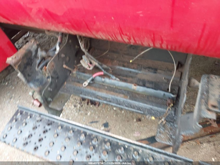 2004 Ford F650 Super Duty VIN: 3FRNX652X4V604380 Lot: 43757167