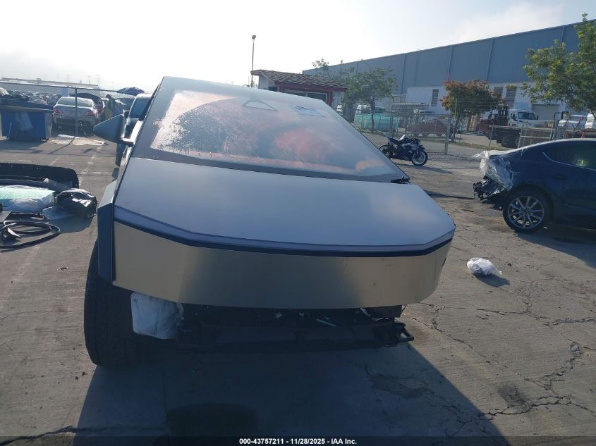 2025 Tesla Cybertruck VIN: 7G2CEHED8SA067906 Lot: 43757211