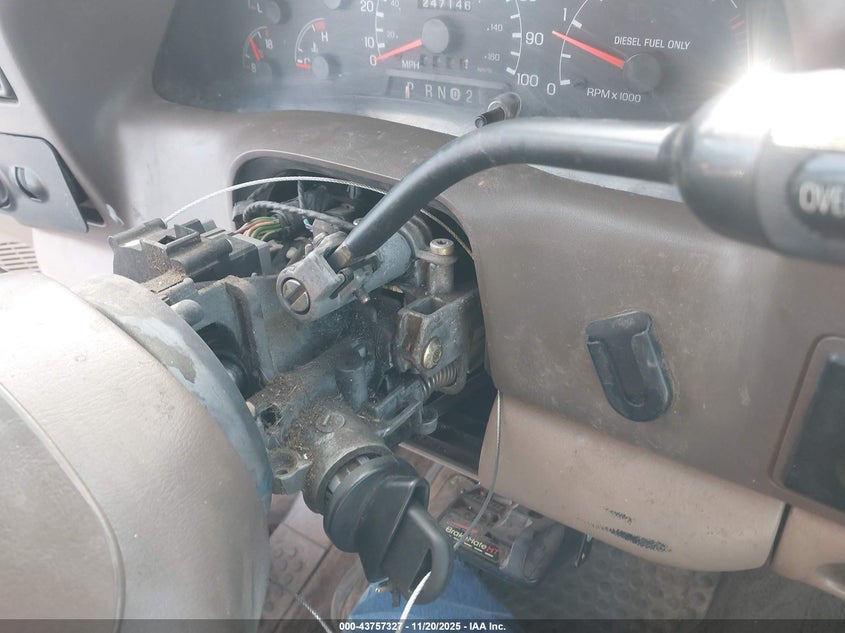 1999 Ford F-250 Lariat/Xl/Xlt VIN: 1FTNX21F6XEC30798 Lot: 43757327