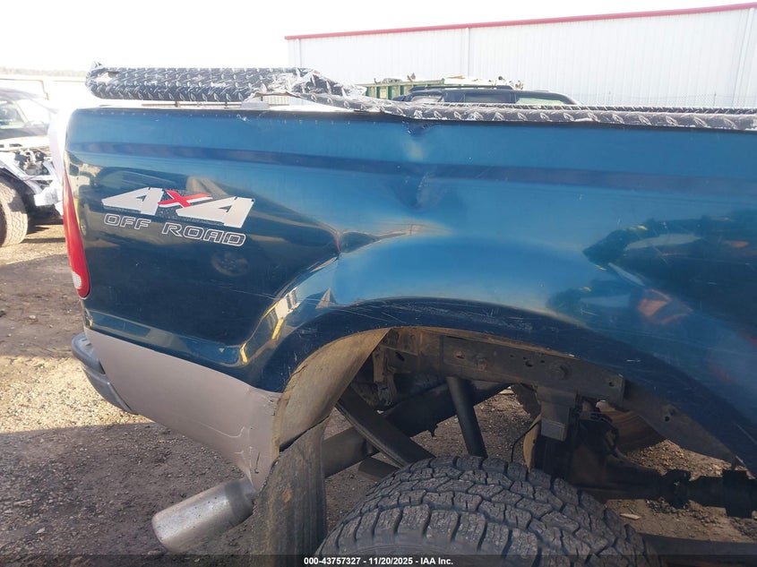 1999 Ford F-250 Lariat/Xl/Xlt VIN: 1FTNX21F6XEC30798 Lot: 43757327