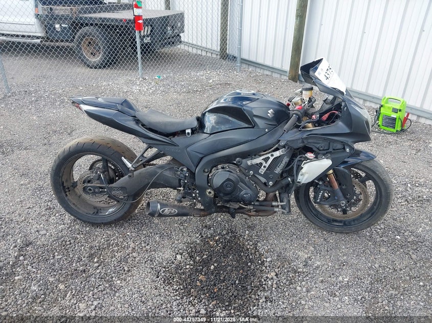 2013 Suzuki Gsx-R1000 VIN: JS1GT78A5D2100773 Lot: 43757349