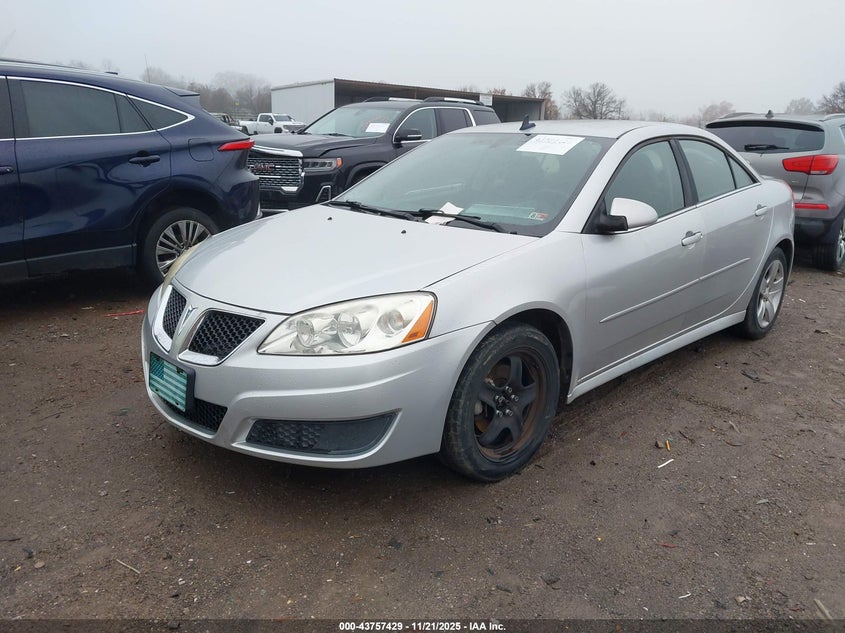 2010 PONTIAC G6 auction photo 2