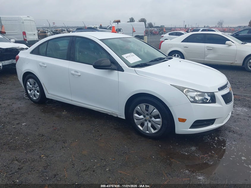 CHEVROLET CRUZE LS AUTO
