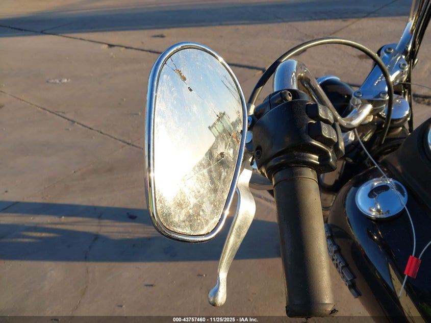 2017 Harley-Davidson Fxdb Dyna Street Bob VIN: 1HD1GXM15HC319883 Lot: 43757460