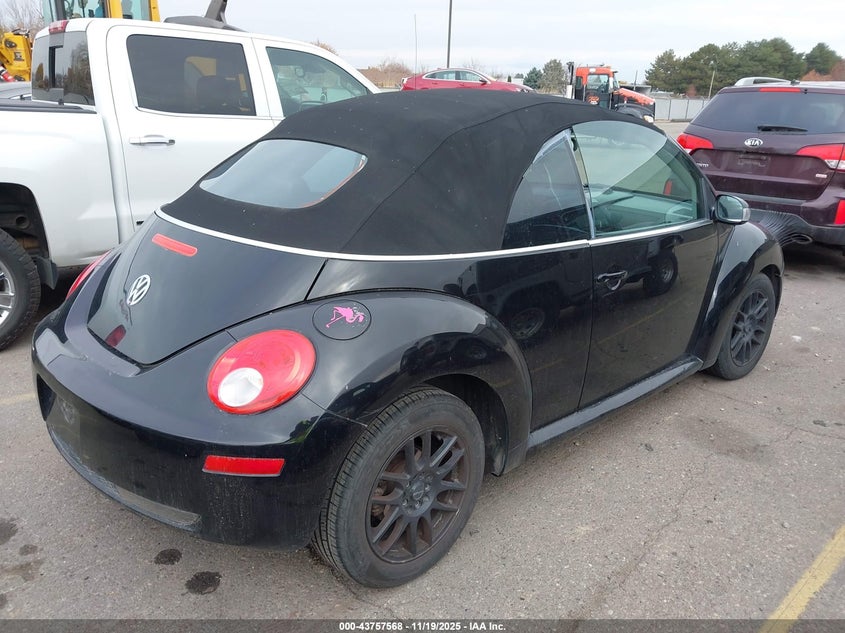 3VWRF31Y69M406528 2009 VOLKSWAGEN BEETLE photo no. 4