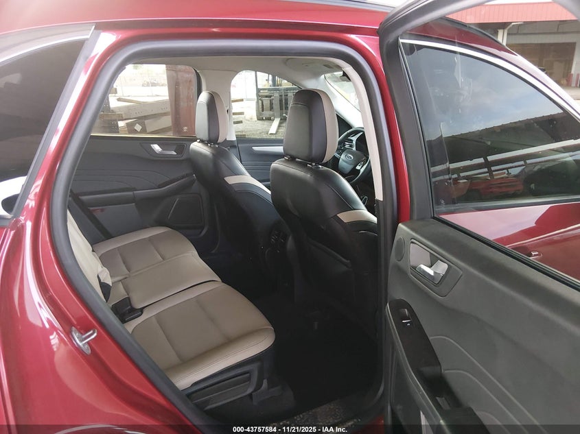 2021 Ford Escape Sel VIN: 1FMCU0H60MUB05836 Lot: 43757584