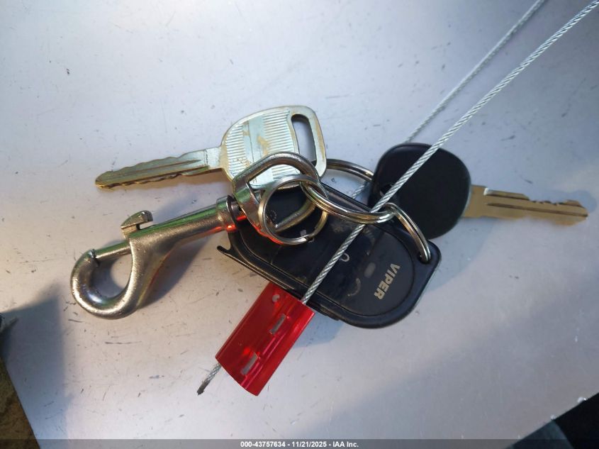 2005 Chevrolet Express VIN: 1GCGG25V951167128 Lot: 43757634