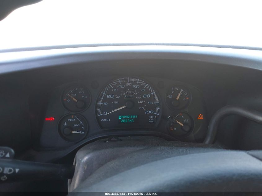 2005 Chevrolet Express VIN: 1GCGG25V951167128 Lot: 43757634