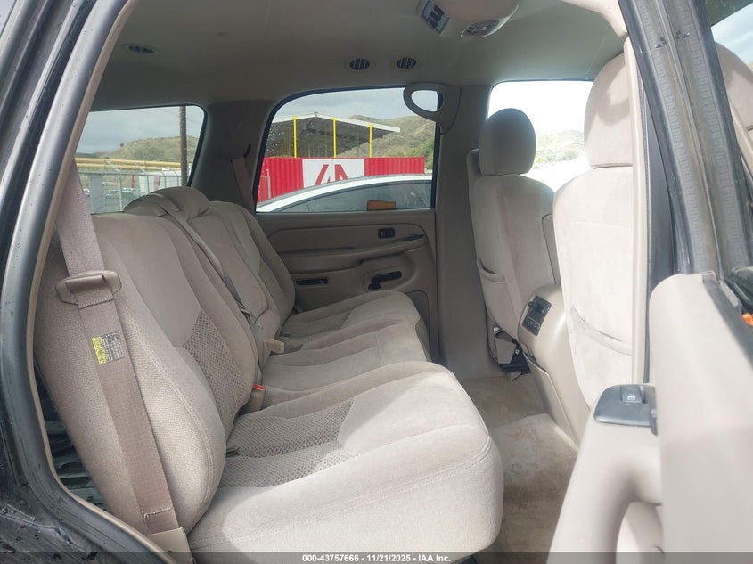 2005 Chevrolet Tahoe Ls VIN: 1GNEK13T95J142190 Lot: 43757666