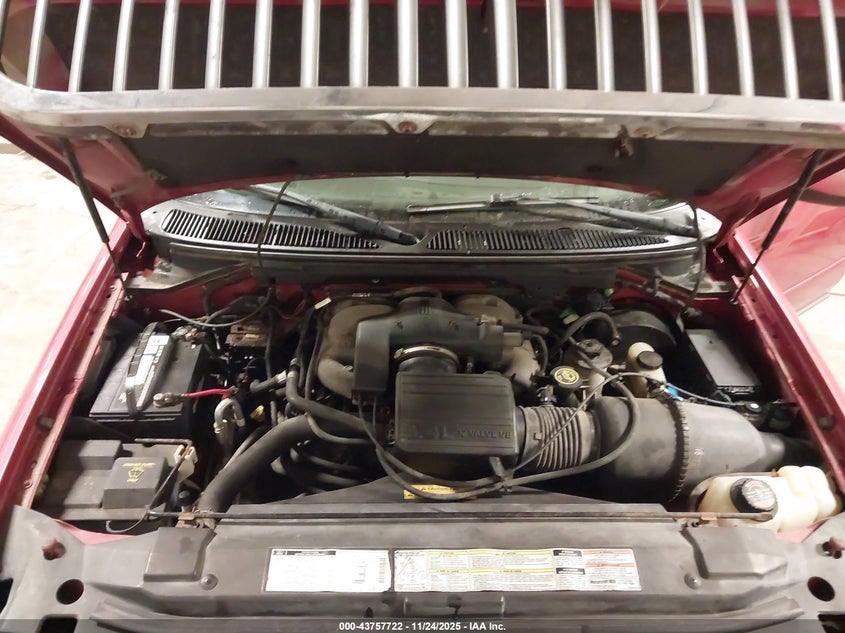 2000 Lincoln Navigator VIN: 5LMFU28A3YLJ41011 Lot: 43757722